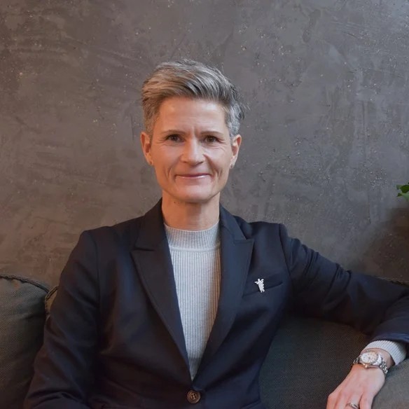 Fylkeslege Kristin Cotta Sch&oslash;nberg